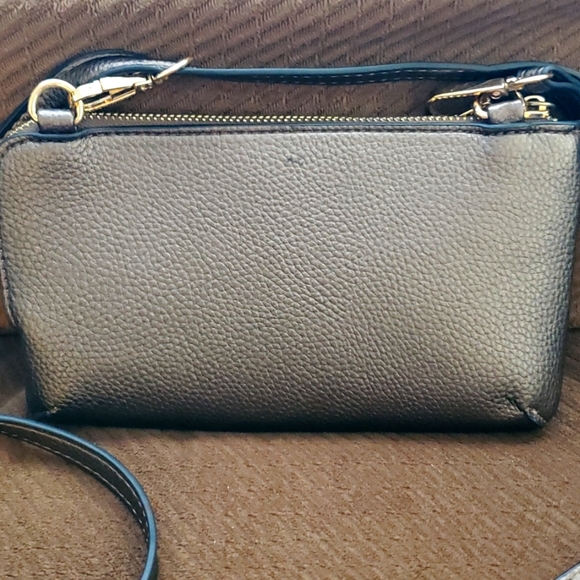 ‼️ Cross body/Shoulder/Wristlet Gray Brown Purse - Picture 2 of 5